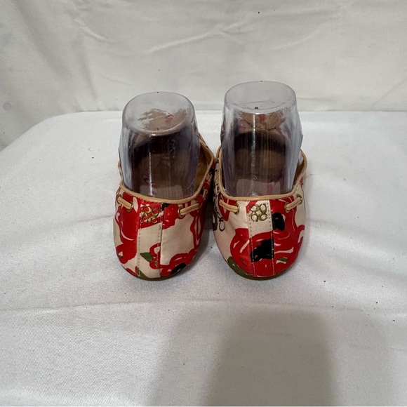 Coach women's flats with a floral print and tassel detail. Size 6.5 - Picture 5 of 6